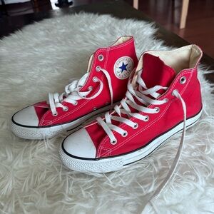 Converse All Star Hi-Top Laced Up Shoes | Size Men’s 9 or Women’s 11